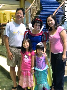 Edward and Harriet Yu and their dual daughters adore a tip nick party and a impression encounters they had on their latest Disney cruise. 